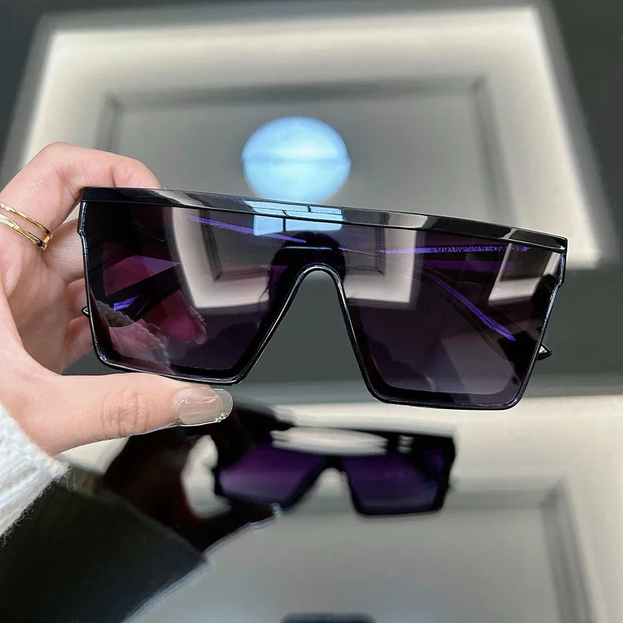 Square Retro Mirrored Sunglasses — UV400