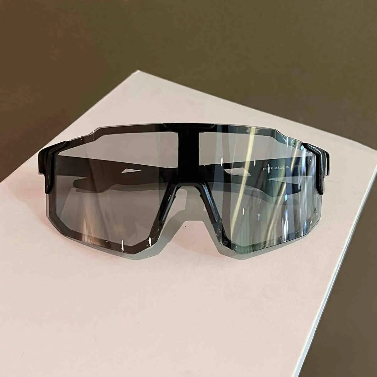 Large Frame Windproof Cycling Goggles — UV400